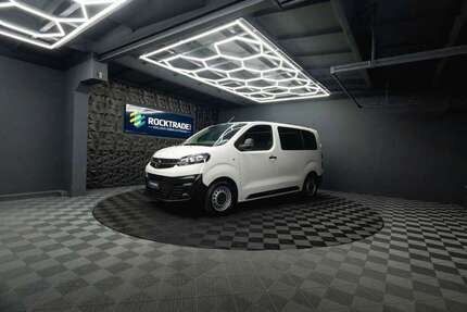 Opel Vivaro 150.000 km 15.990 &euro; Leipzig 04178