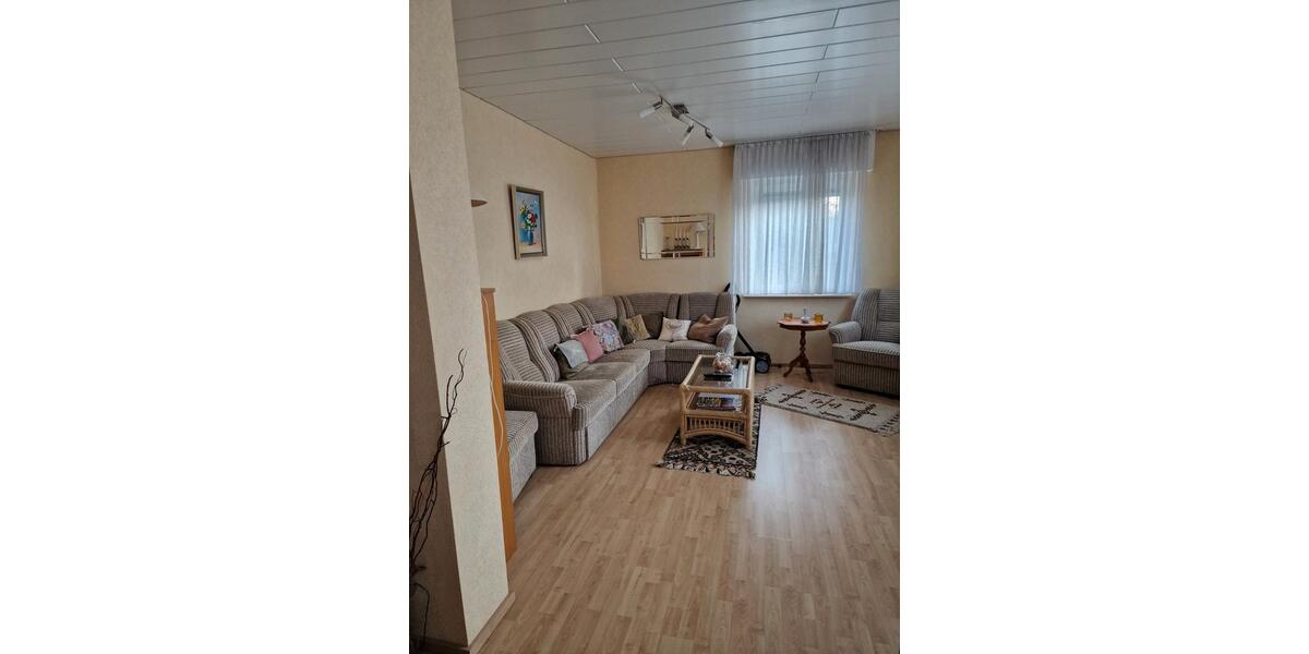 Doppelhaushälfte Hanau Lamboy - 7 Zimmer, 170 m&sup2;, 610.000&euro; | Angebot:27085353