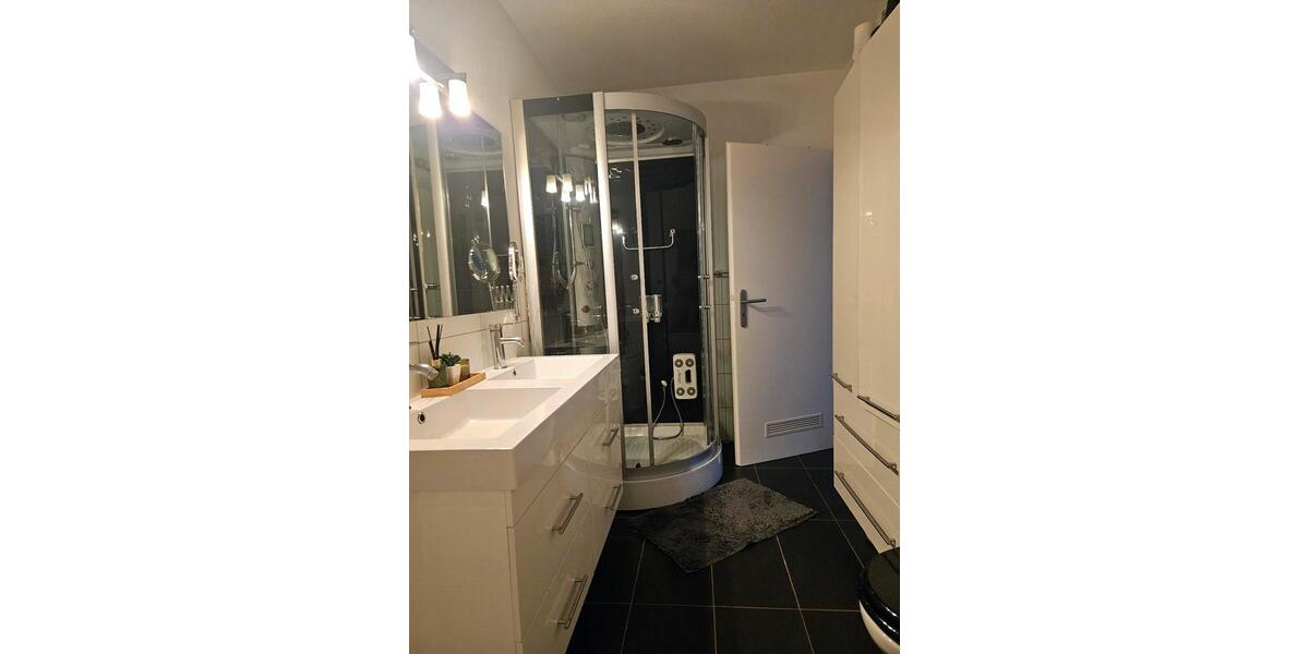 Etagenwohnung Haßloch - 7 Zimmer, 165 m&sup2;, 410.000&euro; | Angebot:26439598