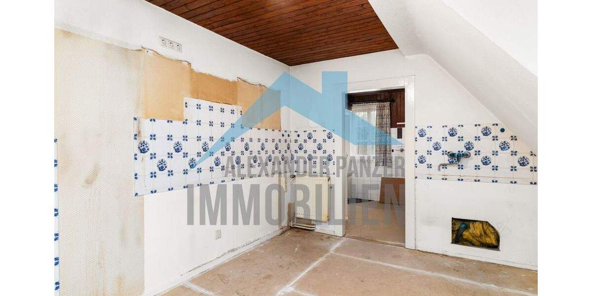 Freistehendes Fachwerkhaus - geeignet für gewerbliche Zimmervermietung! 7 zimmer