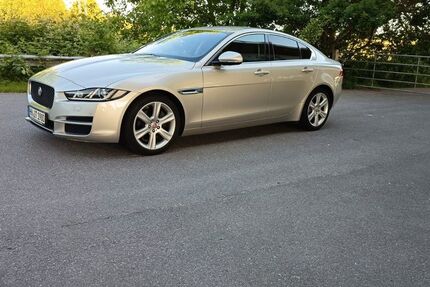 Jaguar XE 155.000 km 13.500 &euro; Heiligenstedten 25524