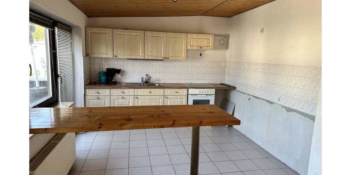 Etagenwohnung Zwickau Mosel - 4 Zimmer, 149 m&sup2;, 98.000&euro; | Angebot:23982705