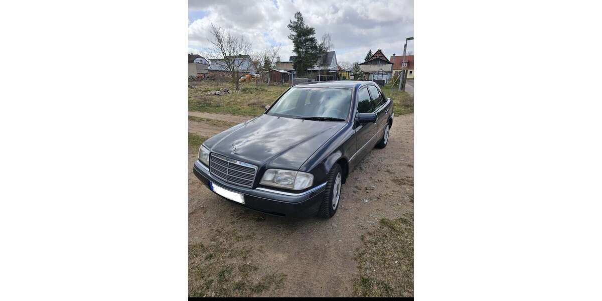 Mercedes-Benz 180 197.000 km 650 &euro; Mahlwinkel 39517