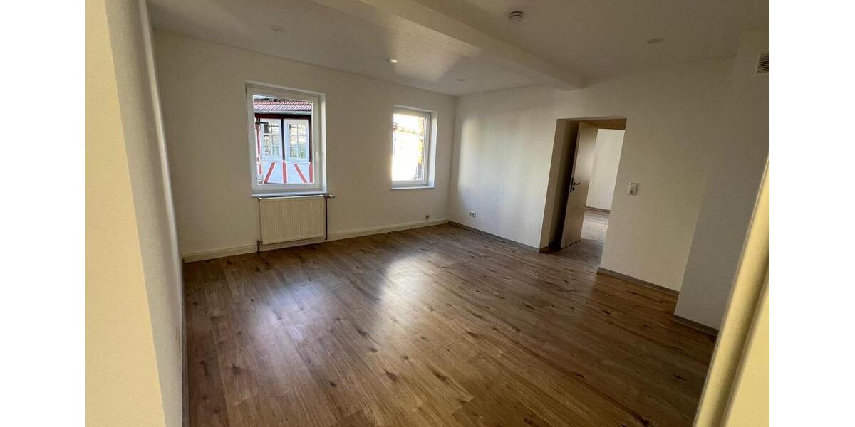 Etagenwohnung Kaufungen - 4 Zimmer, 80 m&sup2;, 920&euro; | Angebot:26231057