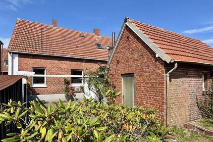 ImmobilieN GUMNIOR präsentiert: Charmante Doppelhaushälfte mit Potenzial - Baujahr 1924