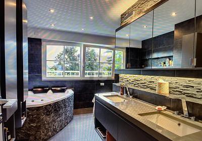 LUXURIÖSES TRAUMHAUS MIT POOL - Reihenendhaus Essen Stadtbezirk II | Angebot:25537318