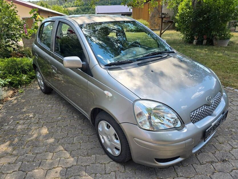 Yaris