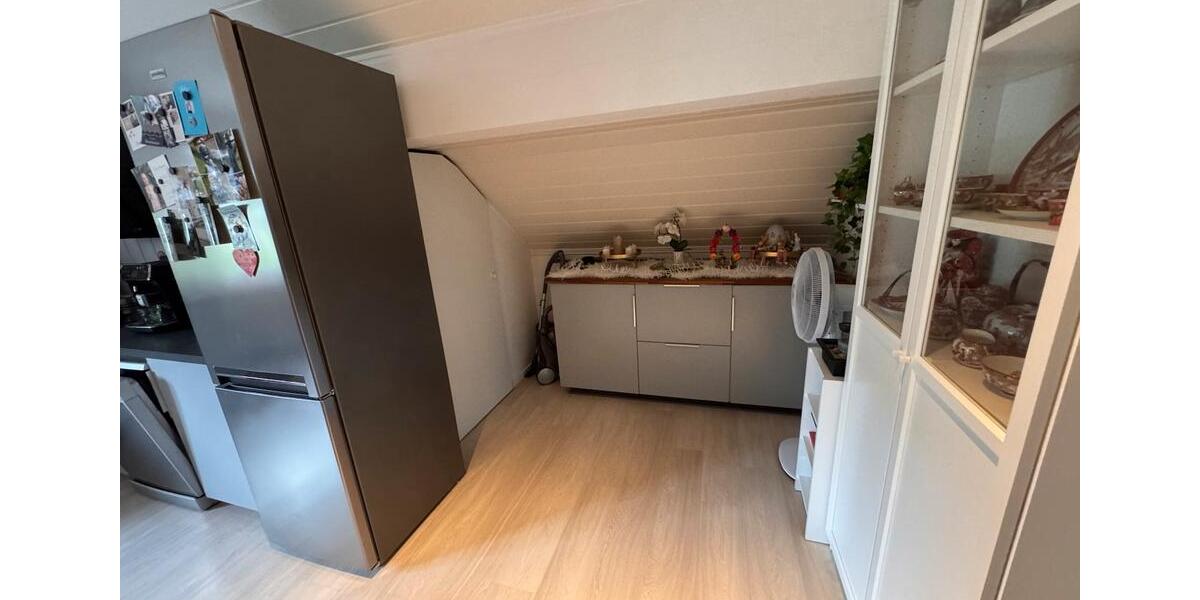 Dachgeschoßwohnung Hürth - 2 Zimmer, 59 m&sup2;, 229.000&euro; | Angebot:26511047