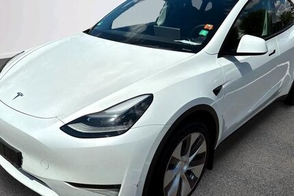 Tesla Model Y 133.501 km 30.990 &euro; Weinstadt 71384