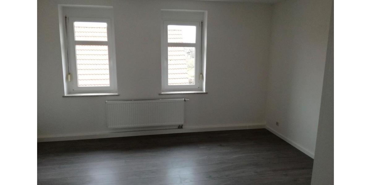 Etagenwohnung Zörbig - 3 Zimmer, 61 m&sup2;, 400&euro; | Angebot:25873534