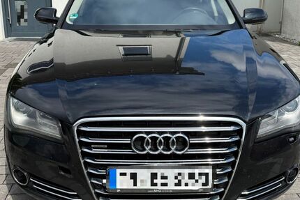 Audi A8 330.000 km 10.999 € München 81671
