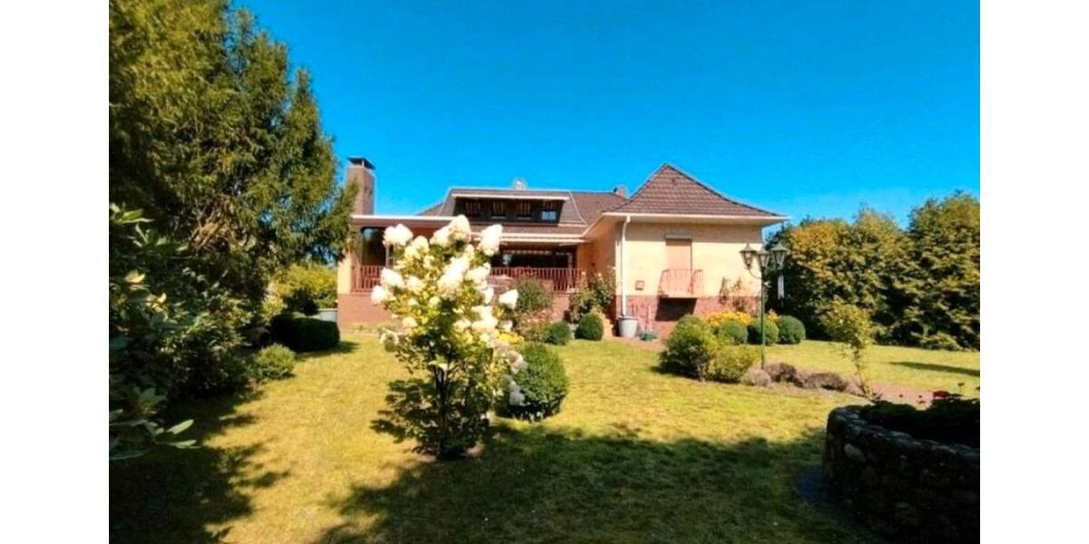 Einfamilienhaus Lüchow (Wendland) - 8 Zimmer, 205 m&sup2;, 229.000&euro; | Angebot:27299117