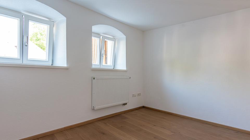 Reihenhaus Landshut - 4 Zimmer, 100 m&sup2;, 1.300&euro; | Angebot:26346349