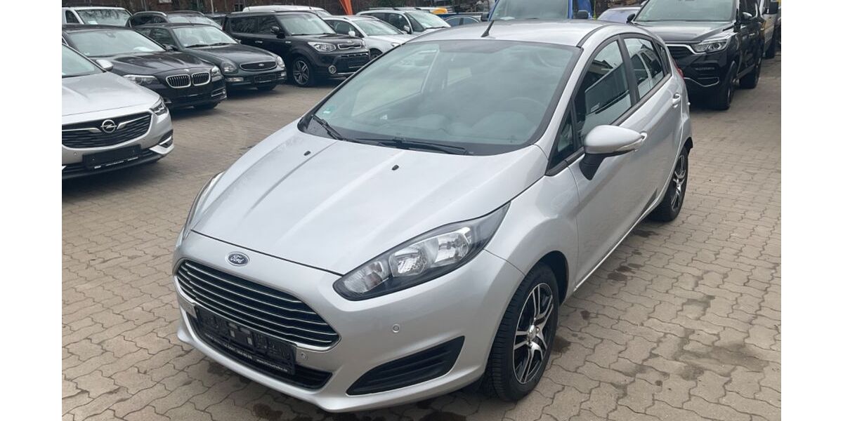 Ford Fiesta 82.140 km 4.999 &euro; Hamburg 21107
