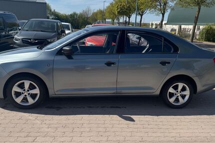 Skoda Rapid 199.000 km 1.999 &euro; Gotha 99867
