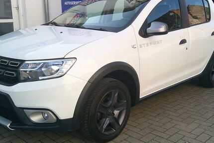 Dacia Sandero 77.420 km 9.350 &euro; Aschersleben 06449