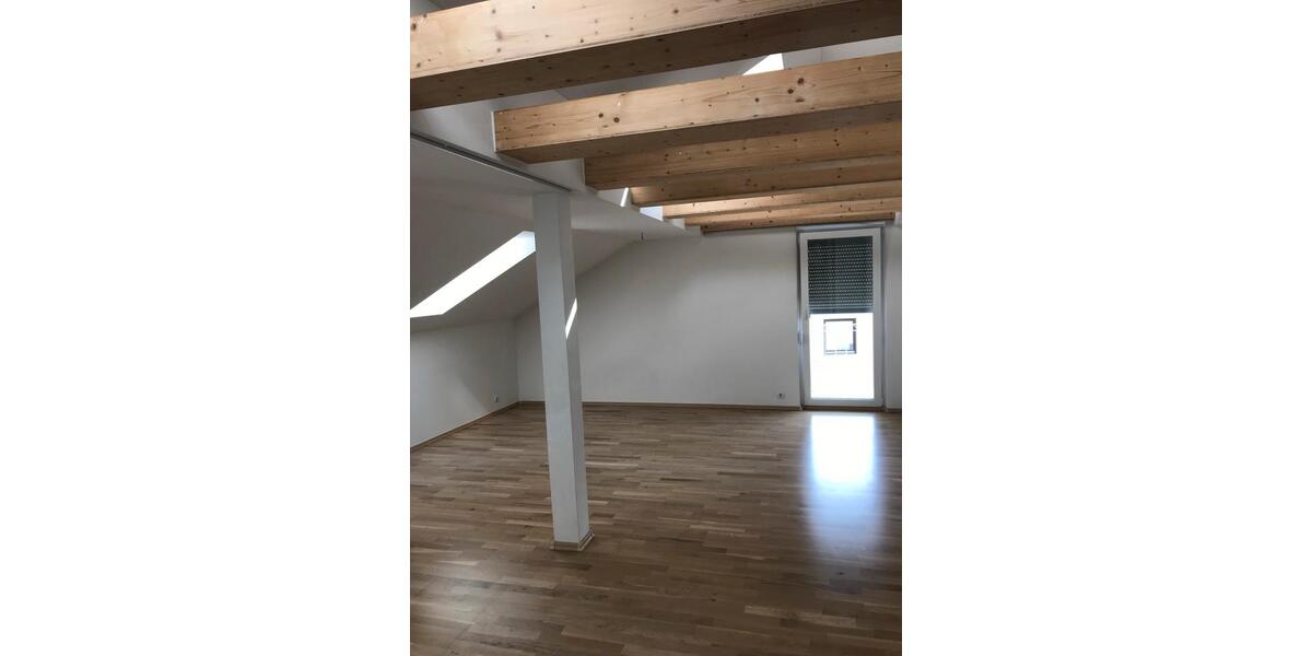 Dachgeschoßwohnung Regensburg Ganghofersiedlung - 3 Zimmer, 85 m&sup2;, 420.000&euro; | Angebot:25842188