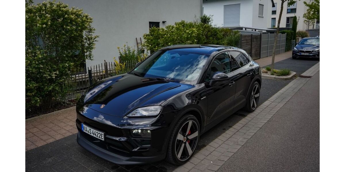 Porsche Macan 11.000 km 91.900 &euro; Leopoldshafen 76344