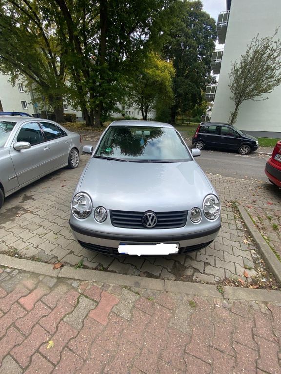 VW Polo 70.000 km 4.000 € Frankfurt 65936