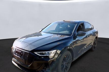 Audi e-tron 87.771 km 30.940 &euro; Hagen 58091