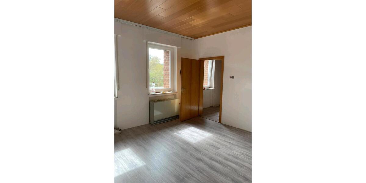 Reihenhaus Arnsberg Holzen - 5 Zimmer, 120 m&sup2;, 1.200&euro; | Angebot:26042794