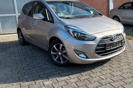 Hyundai ix20 59.972 km 11.899 € Oberhausen 46049