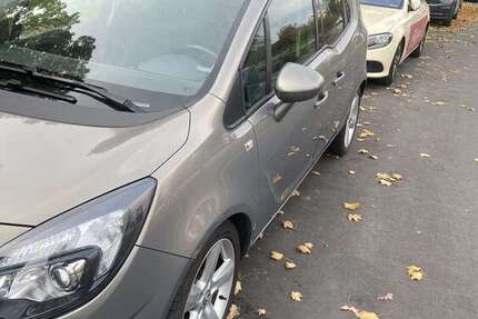 Opel Meriva 83.500 km 6.900 € München 81667