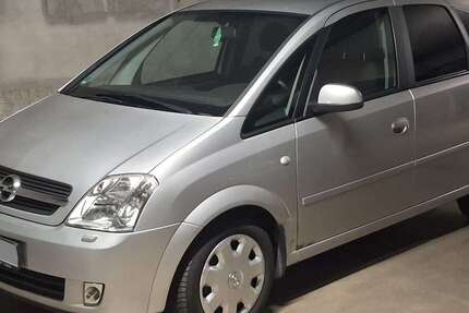 Opel Meriva 221.242 km 1.290 &euro; Germering, GKSt 82110