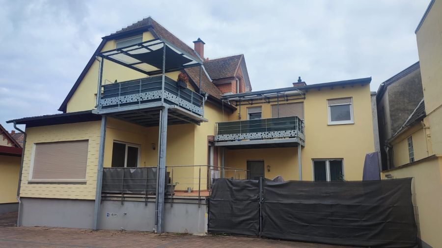 Provisionsfrei* Gepflegtes Mehrfamilienhaus - 8 Wohneinheiten zwischen Bad Bergzabern und Landau - Mehrfamilienhaus, Wohnhaus Billigheim-Ingenheim Ingenheim | Angebot:25138839