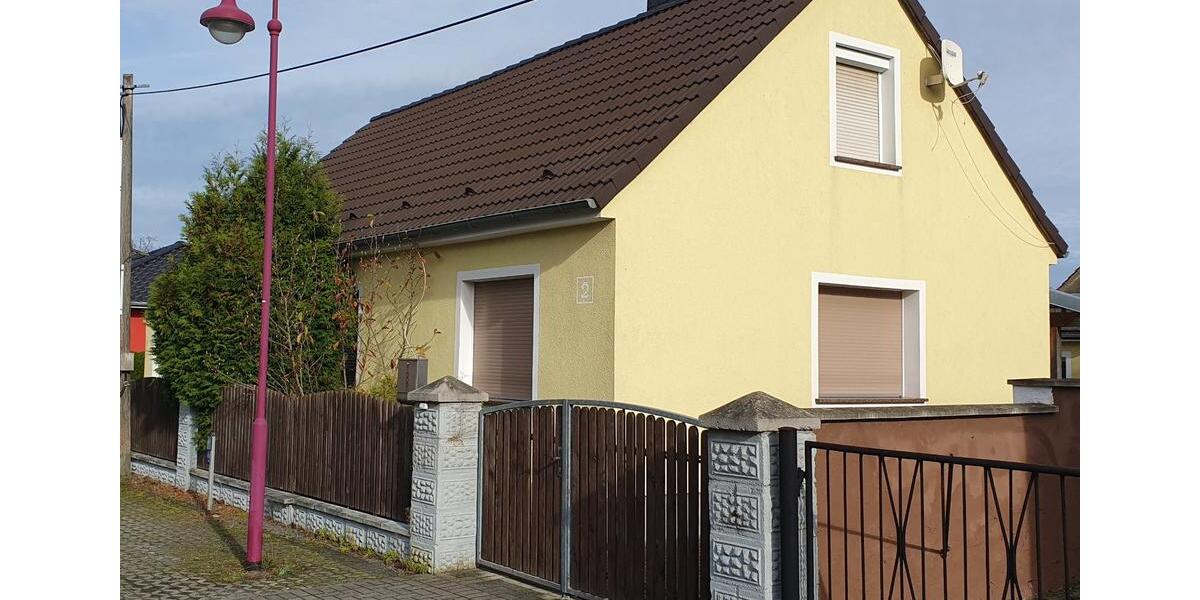 Einfamilienhaus Lauchhammer - 4 Zimmer, 96 m&sup2;, 159.000&euro; | Angebot:27286111