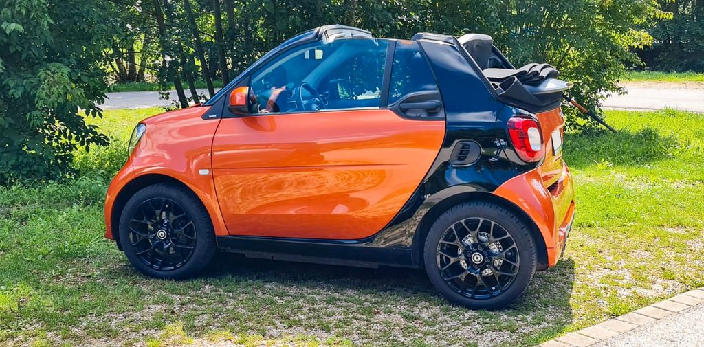 Smart ForTwo 111.800 km 9.999 &euro; Fürth 90766
