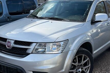 Fiat Freemont 253.000 km 5.950 &euro; Berlin 10245