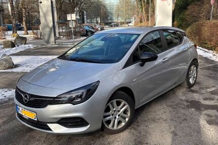 Opel Astra 63.400 km 10.499 &euro; München 81927