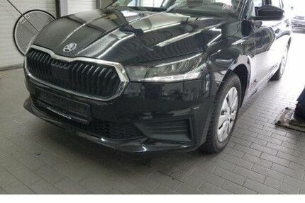 Skoda Fabia 26.149 km 13.650 &euro; Frankfurt 60326