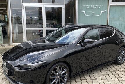 Mazda 3 101.304 km 15.980 &euro; Schmölln 04626