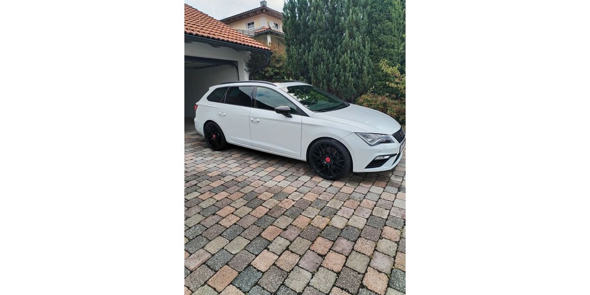 Seat Leon 121.000 km 22.100 &euro; Grafenau 94481