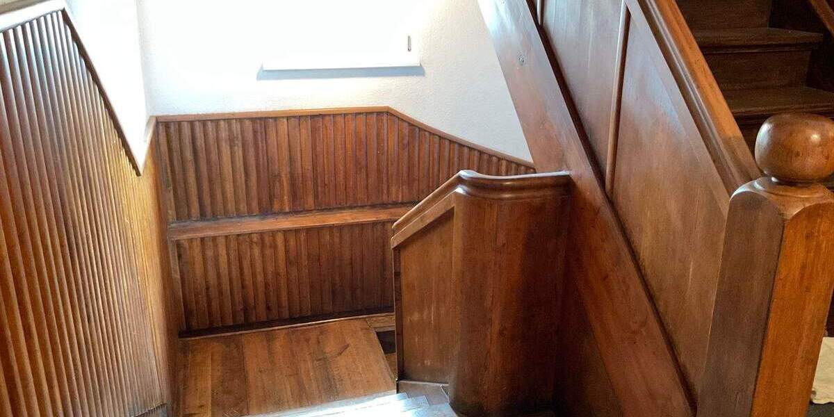 Mehrfamilienhaus, Wohnhaus Straufhain Streufdorf - 8 Zimmer, 220 m&sup2;, 195.000&euro; | Angebot:25733252