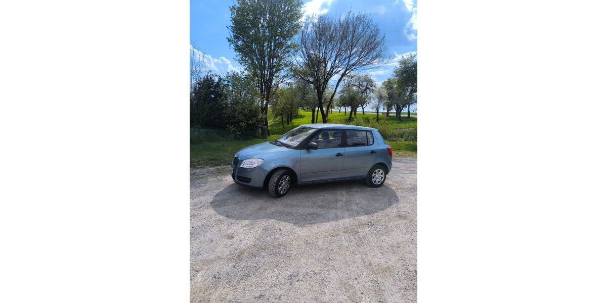 Skoda Fabia 142.188 km 3.000 &euro; Niederstetten 97996