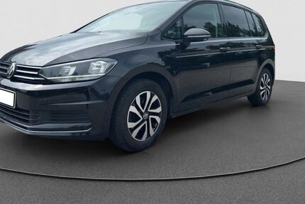 VW Touran 102.750 km 21.950 &euro; Manching 85077