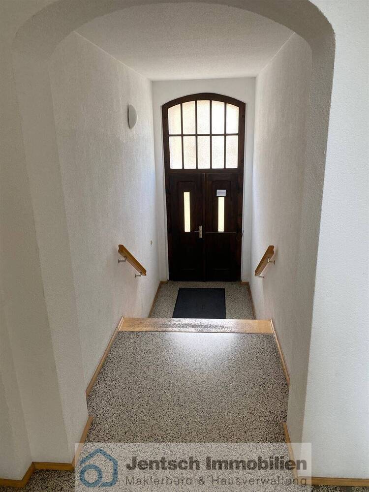 Sehr schöne Dachgeschoßwohnung im Zentrum Merseburgs zu verkaufen