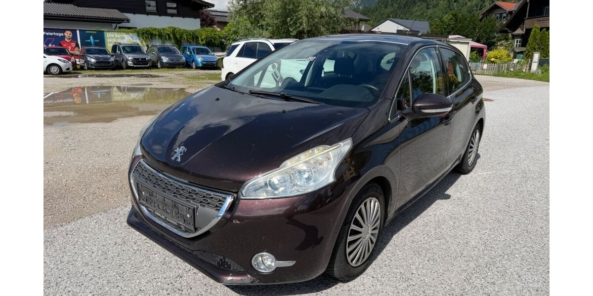 Peugeot 208 126.000 km 3.299 &euro; Rosenheim 83022