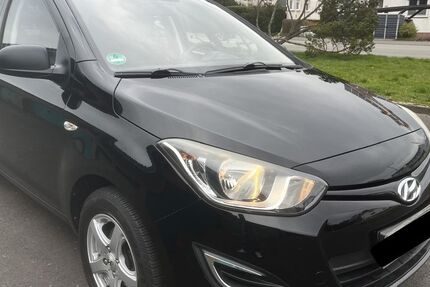 Hyundai i20 80.000 km 5.700 &euro; Kassel 34119