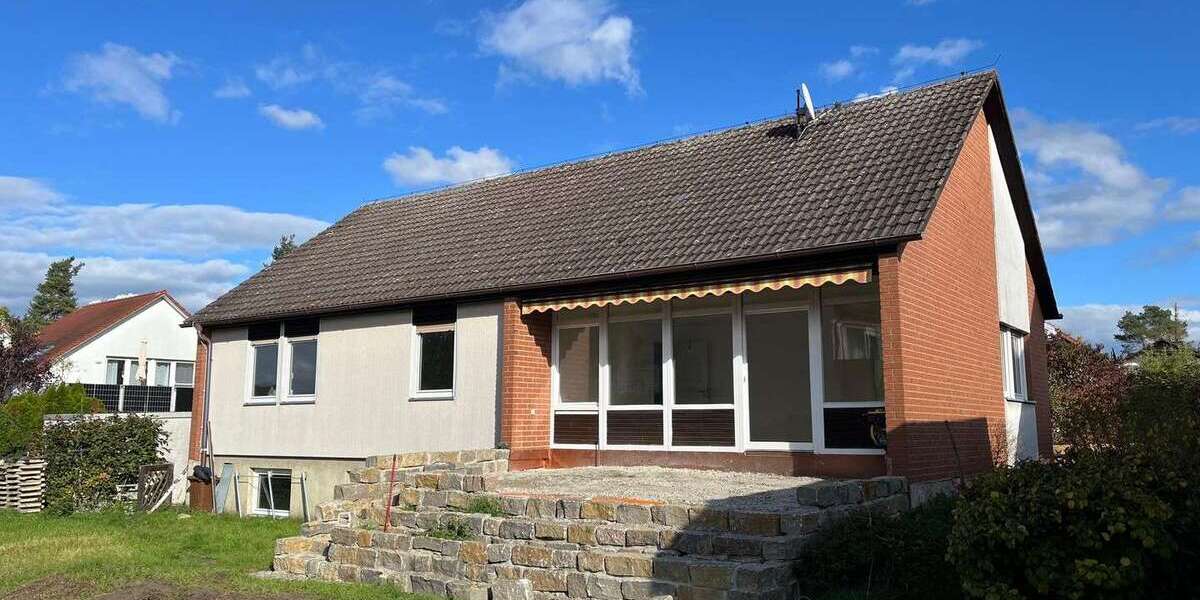 Haus zum Mieten in Bubenreuth 2.300 € 128 m² 5.5 zimmer