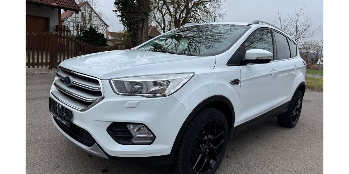 Ford Kuga 145.747 km 10.900 &euro; Seßlach 96145