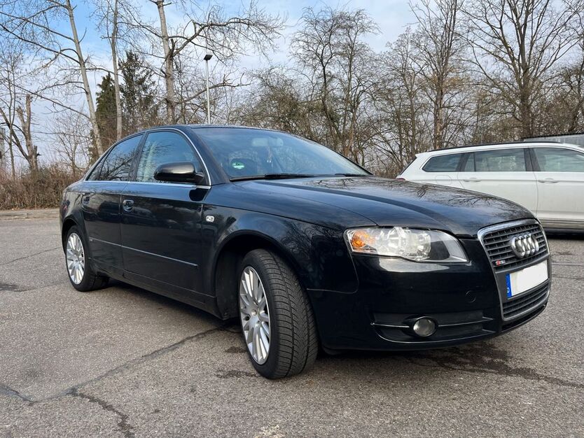 Audi A4 174.123 km 5.999 € Stuttgart 70437