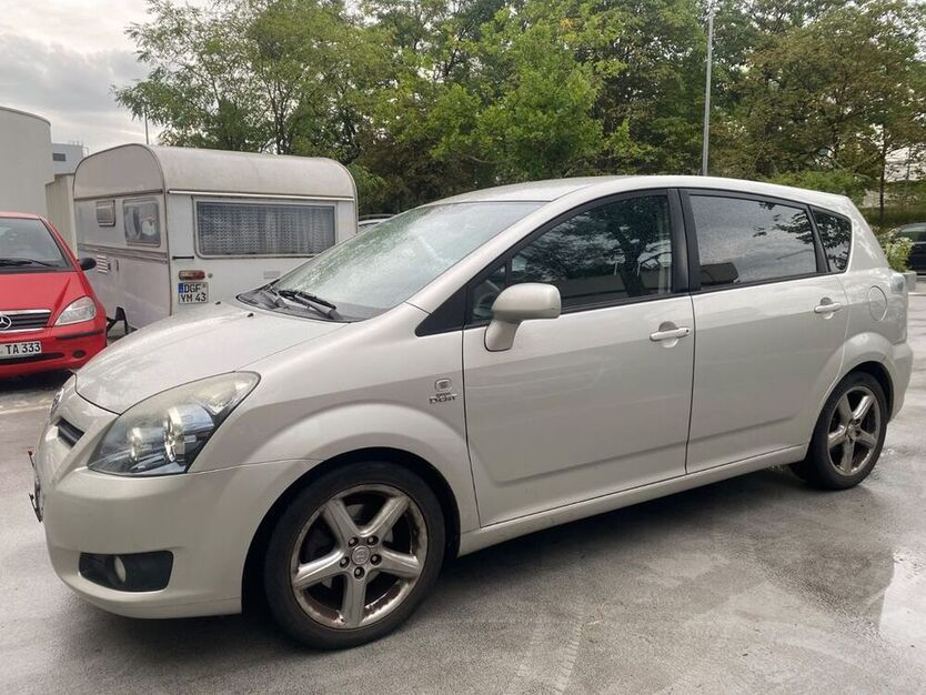 Corolla Verso