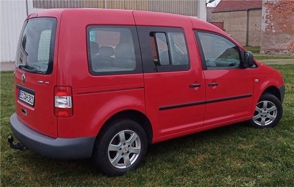 VW Caddy 219.750 km 4.500 &euro; Kölsa 04895