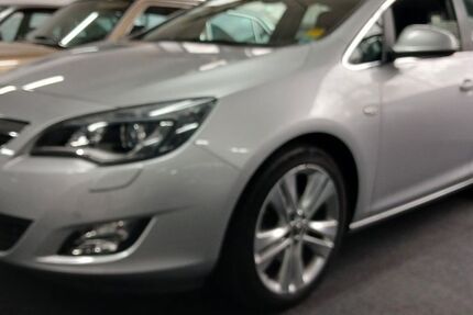 Opel Astra 63.500 km 10.350 &euro; Rüsselsheim 65428