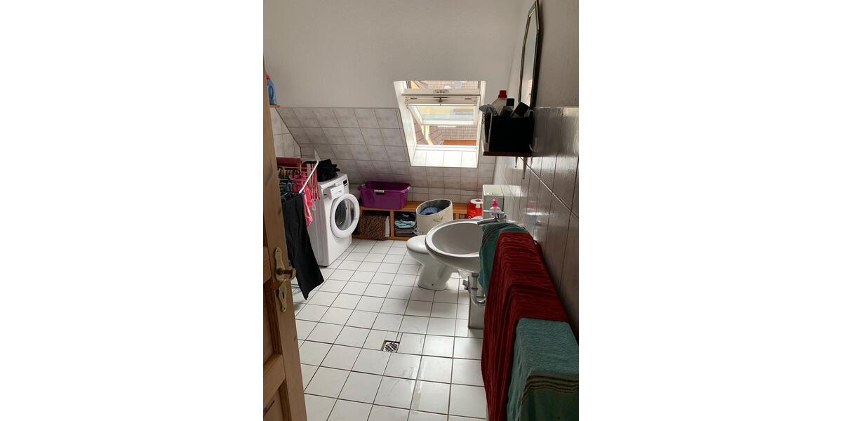 Dachgeschoßwohnung Bredstedt - 3 Zimmer, 70 m&sup2;, 775&euro; | Angebot:25348868