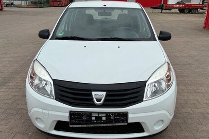 Dacia Sandero 110.000 km 999 &euro; Aulendorf 88326
